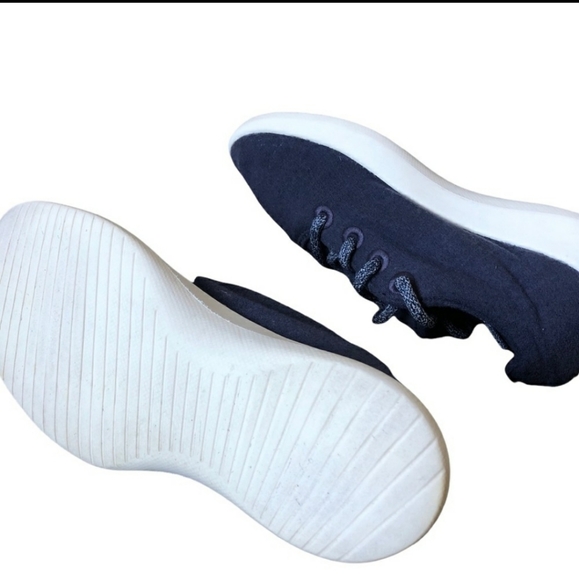 Allbirds Wool Lace Up Sneakers - Picture 6 of 8